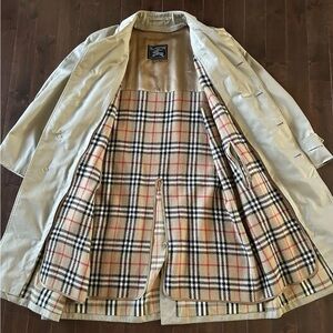 Men’s Burberry Trench Coat 44 short